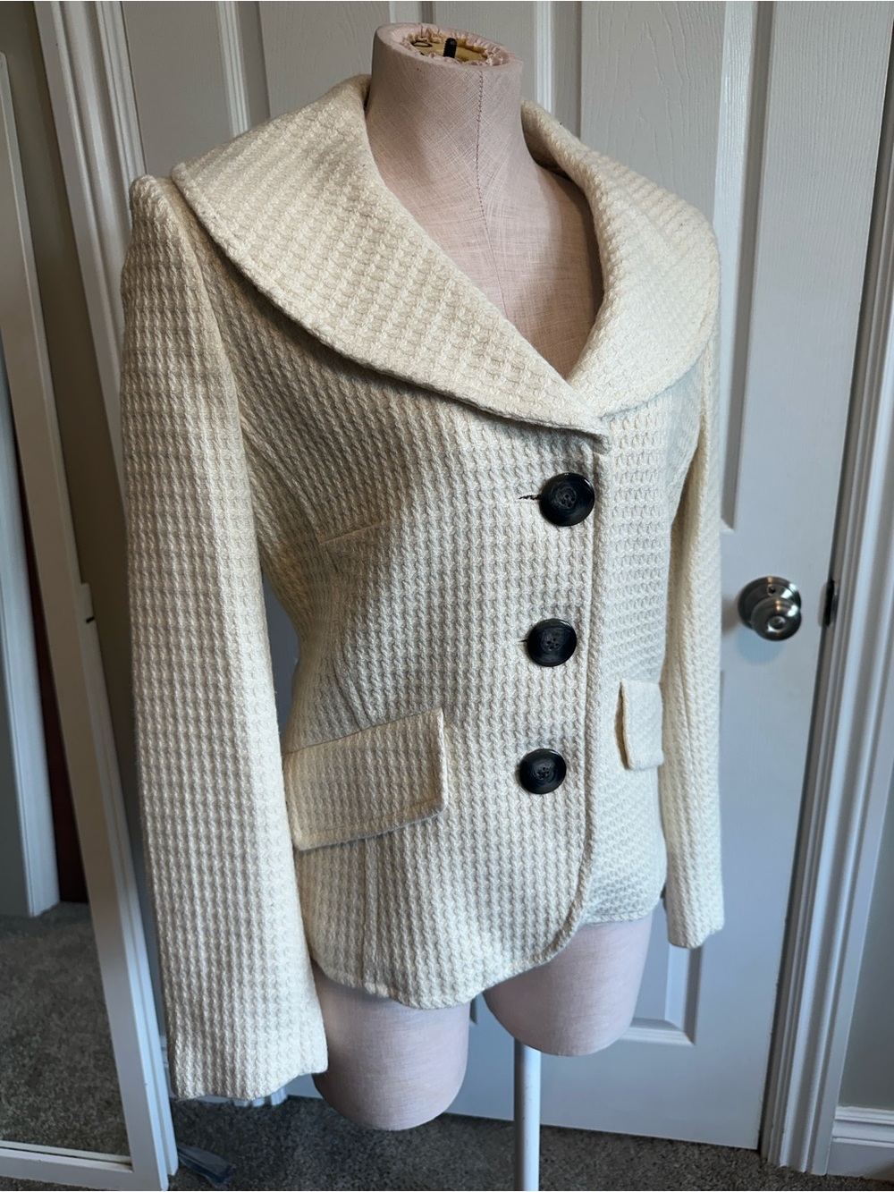 Jessica Cream Textured Button Jacket - Picture 2 of 6